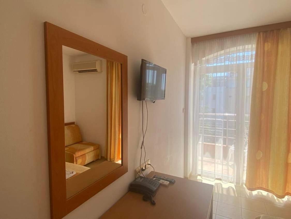 Concordia Plaza 2 Hotel พรีมอร์สโก ภายนอก รูปภาพ